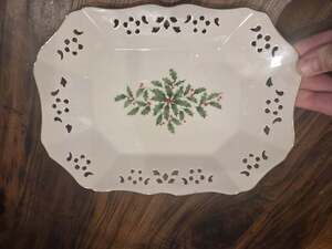 Vtg Lenox Holiday Tray Reticulated 9x 6.75" Porcelain Holly Berry 24k Gold Trim